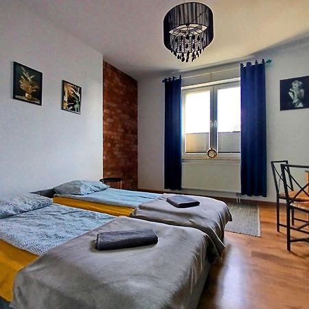 Apartament Z Ogrodem W Sercu Torunia ภายนอก รูปภาพ