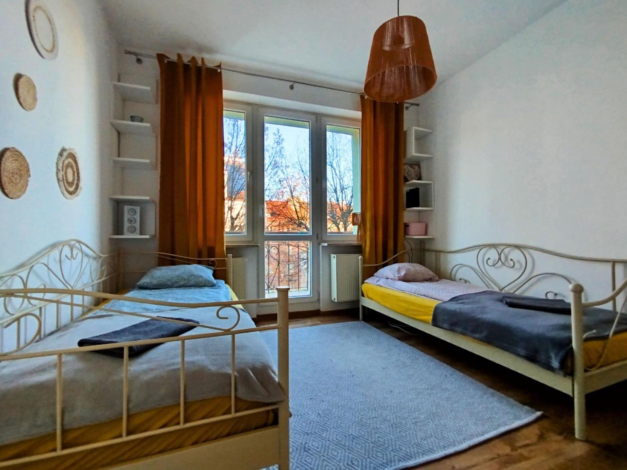 Apartament Z Ogrodem W Sercu Torunia ภายนอก รูปภาพ