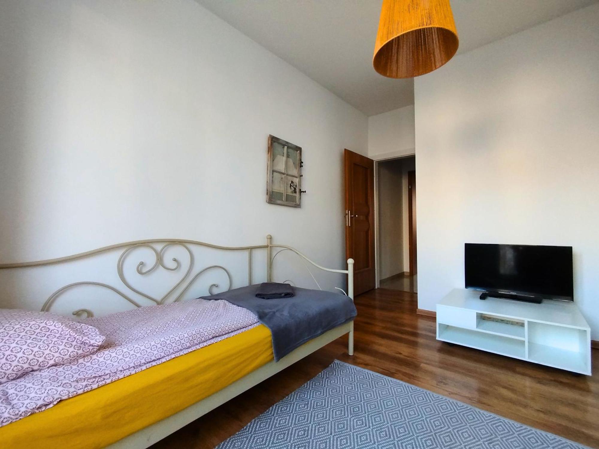 Apartament Z Ogrodem W Sercu Torunia ภายนอก รูปภาพ